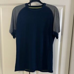The North Face Men's Navy and Grey Short Sleeve Flash Dry Tee